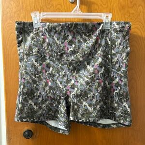 Fabletics Women's Athletic Printed Performance Shorts